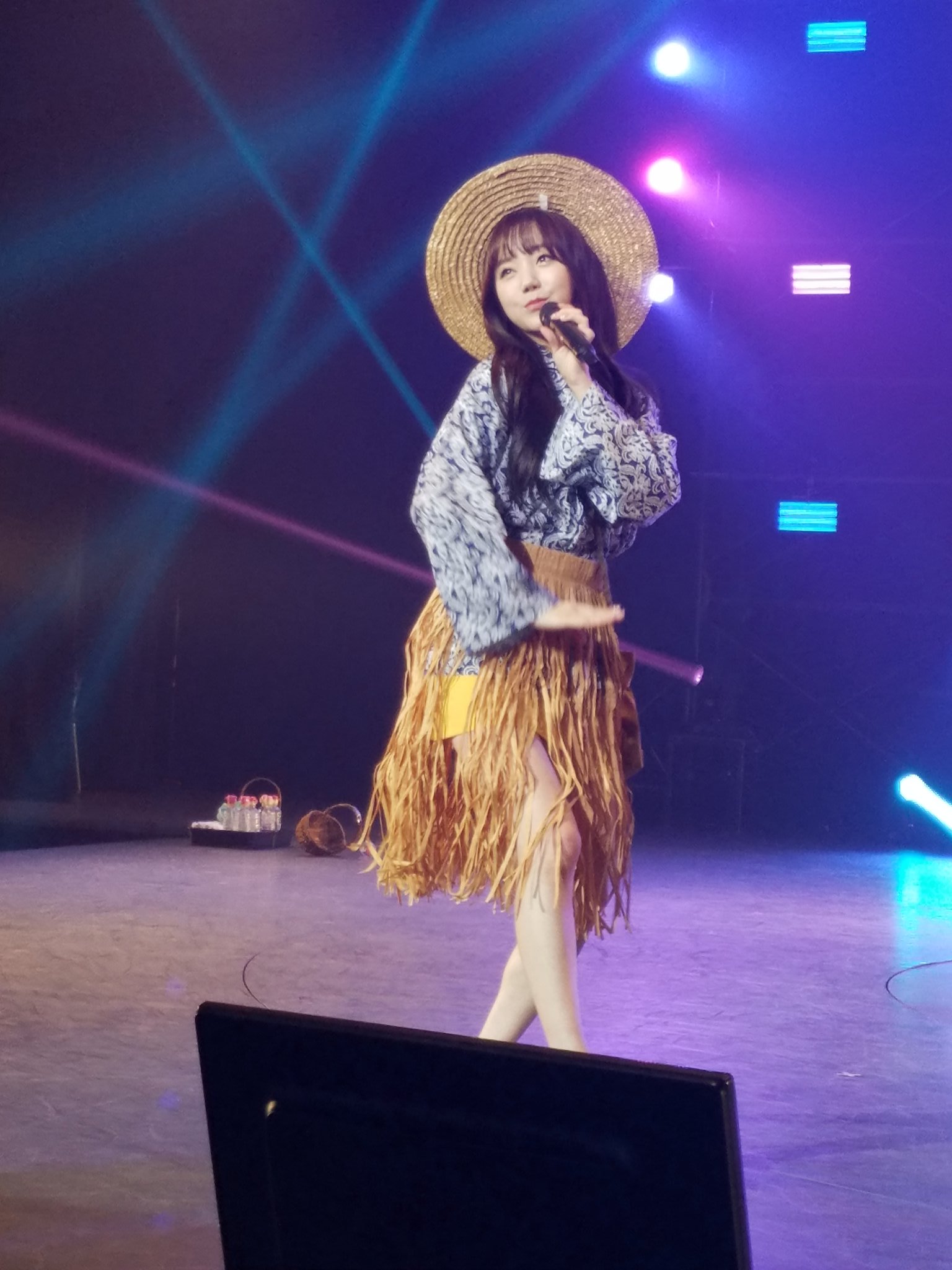 Twitter 上的 ヒロちゃん Lovelyz もうケイちゃんの罰ゲームコスプレを観てるというか ケイちゃんのミュージカル浦島太郎を観てる気分 夢の一時でした 浦島ケイちゃん可愛いすぎぃぃ Lovelyz 러블리즈 Lovely Day2 In Japan Kei 罰ゲーム コスプレ