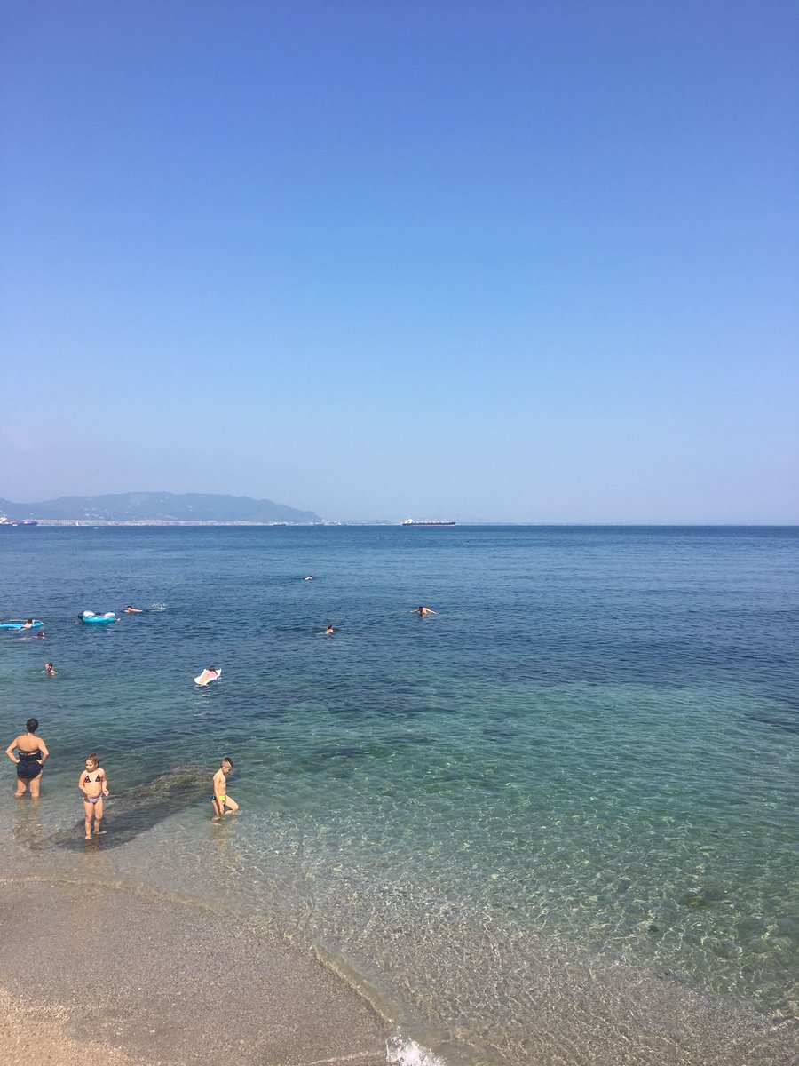 Campaniaslow's tweet photo. Costa #domitia, #flegrea, #cilento, #isole o magari i lidi piu’ belli di #Napoli come #Marechiaro. La #Campania vive tutta il suo #mare. https://t.co/I2jLLChVZK