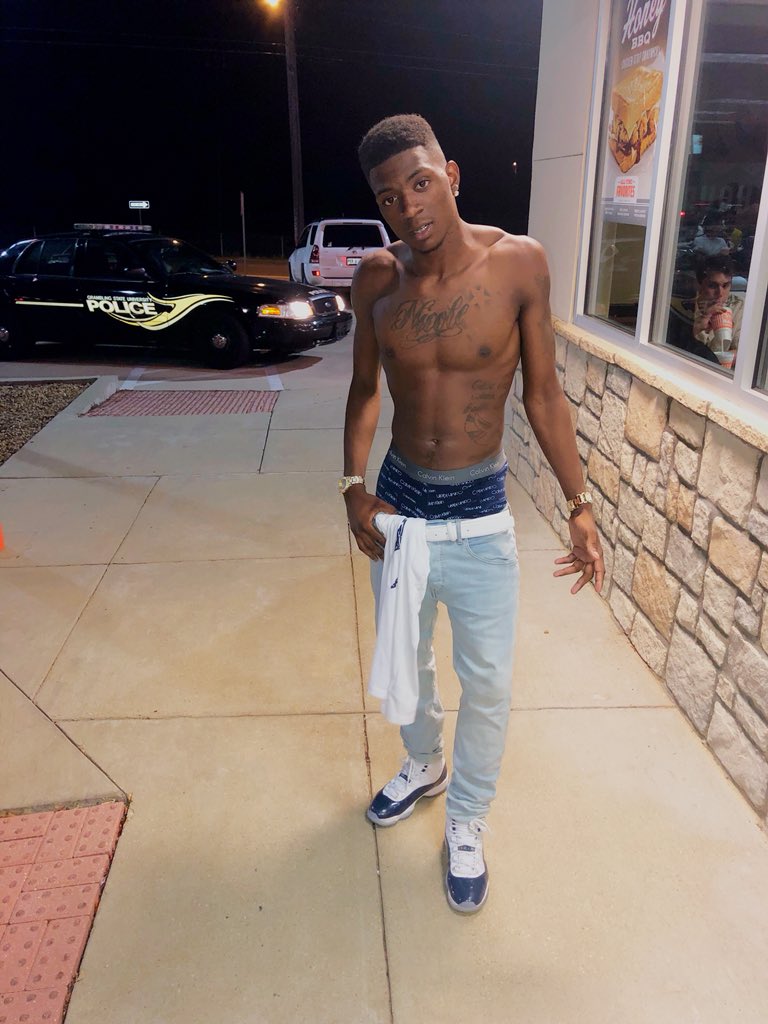 ______Lew's tweet image. Sometimes You Gotta Accept Favors Don’t Get Repaid . #PointMade 💙❕