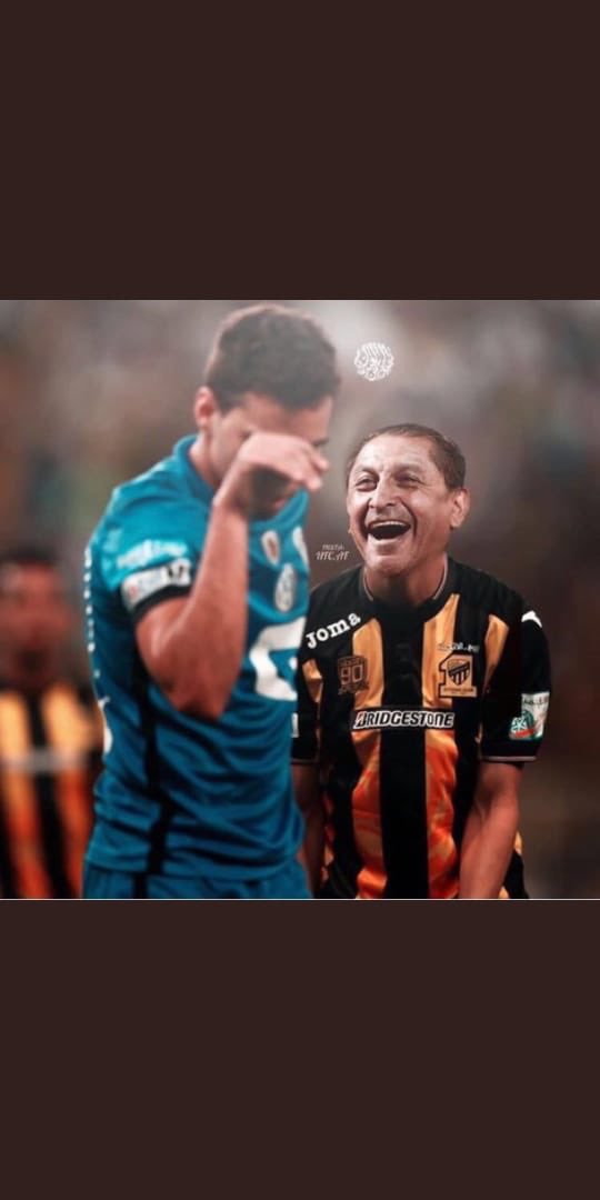 Abu_Abdullah_A9's tweet photo. السوبر ادواردو  - المفروض اصابة الرباط الصليبي تستحي شوي ! توه راجع من اصابة  ٦ شهور !!!  ورغم ذلك هدف واسيست باص عيون وتتويج  💙💙💙💙💙 مبروك للزعيم 💙💙💙💙@teerbaadaaa https://t.co/JsjCZajP6p