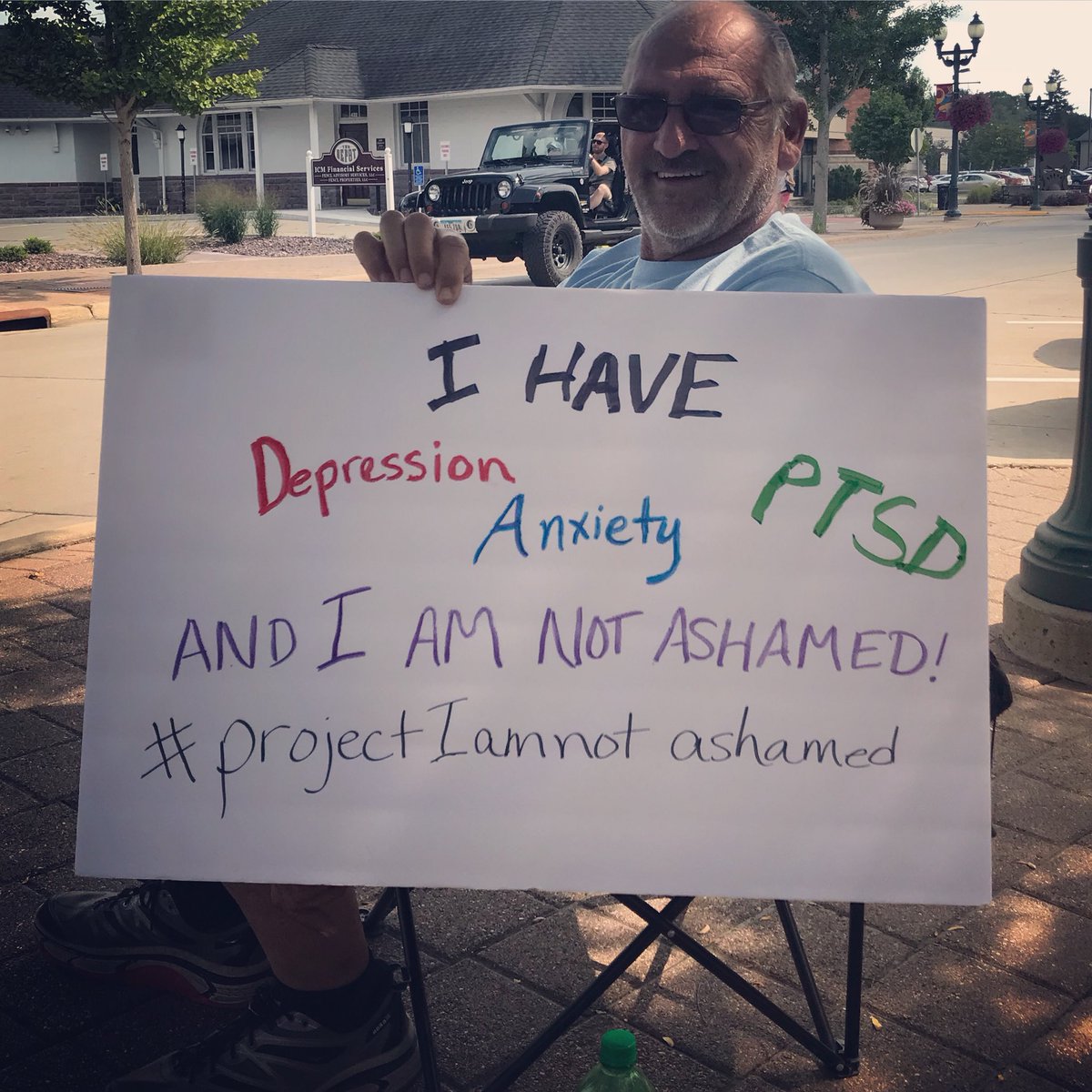 whatsananna's tweet photo. He dearly loves talking to people. #projectIAmNotAshamed #MentalHealthMatters https://t.co/f64pseZ5eg