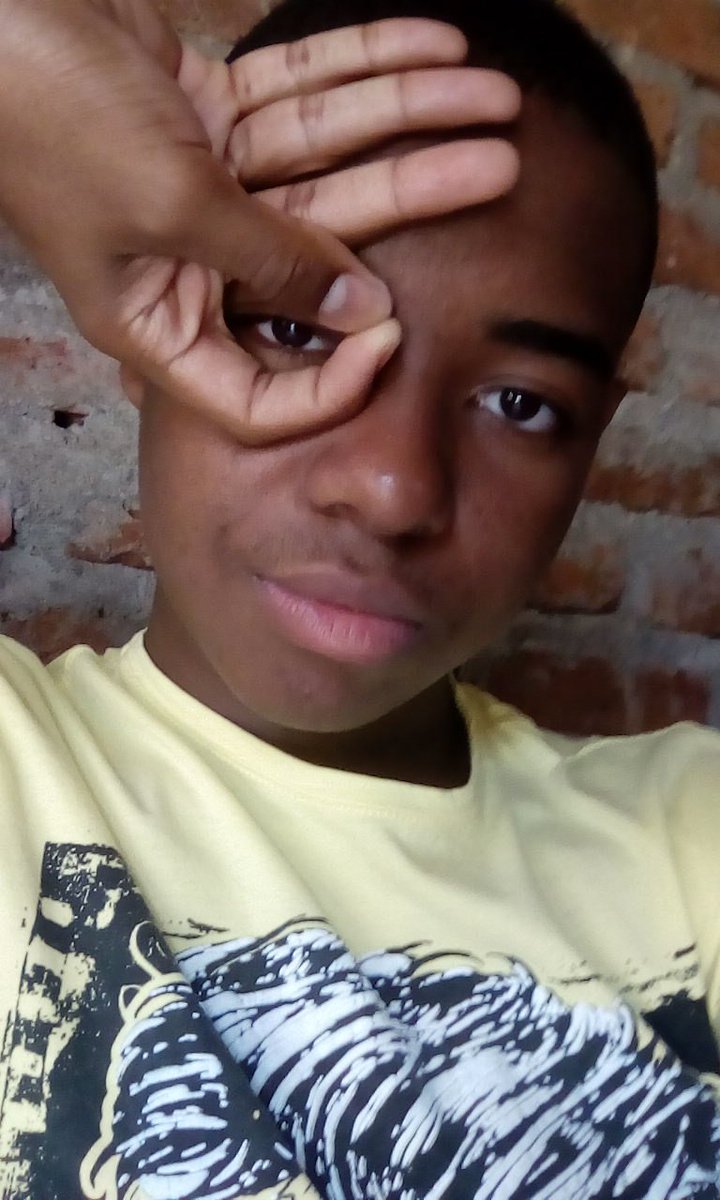 Queen_chunl's tweet image. Try to make this shit 😏😏😂
#Handchallenge 😝😝