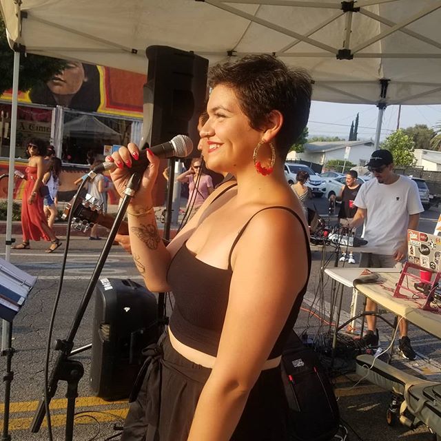 ilaments's tweet photo. #tb Tonas looking Fly in #ilaments @tona.music #ilaments #hoopearrings #bamboohoops #streetstyle #fashionista #nela #losangeles #music #musician #singer #earrings #bestoftheday #airsignsactivate #iskyyou https://t.co/M3PRjbGOAa https://t.co/Jx9clwos6G