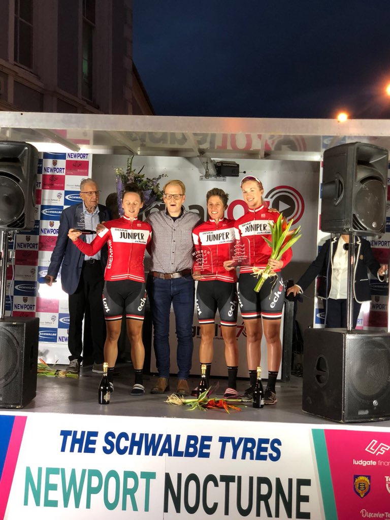 Fantastic race at <a href="/NewportNocturne/">Newport Nocturne</a>  tonight. It was a 1-2-3 for the team 👊 well done girls! #newportnocturne #womenscycling