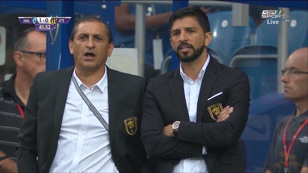 وانا ابوك ذولا اللي كنا ندربهم؟
 #الهلال_الاتحاد