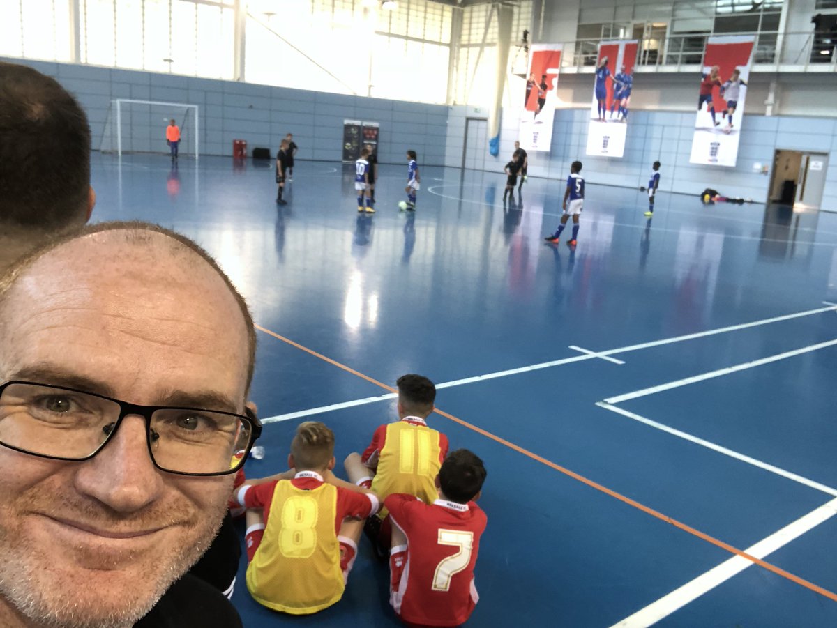 markjgordon's tweet photo. Great day at St. George’s Park. Fantastic facility and a brilliant time watching top coaches delivering the England DNA. Massive congrats to @sturge_p &amp; team on a fantastic event. Thanks to @EssexCountyFA &amp; @andycrowl for giving the invite! #dnacup #englanddna #foundationdna https://t.co/M9MlSDSB8W
