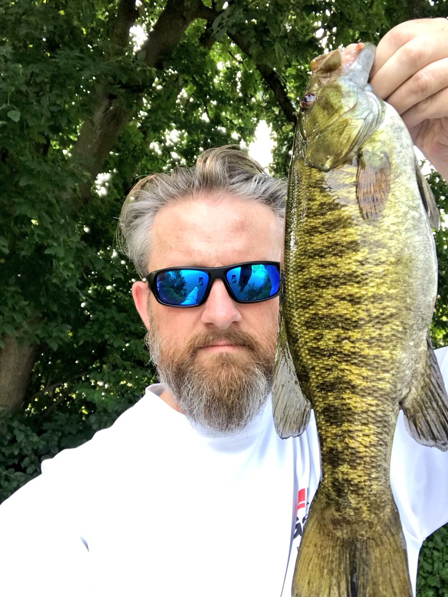 LimeyBasstard's tweet photo. Got after a sack full of smallies this morning with @CityAnglers - these river fish are something else!! https://t.co/JXXu92kJ6b