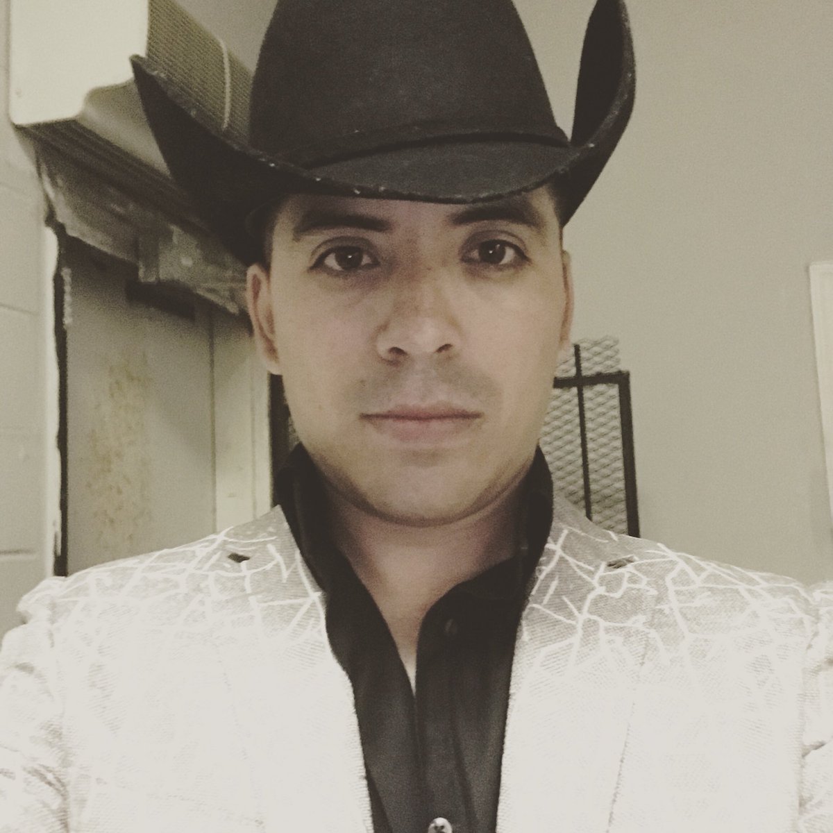 LosPrimosArturo's tweet photo. https://t.co/pp00Xgm5YG