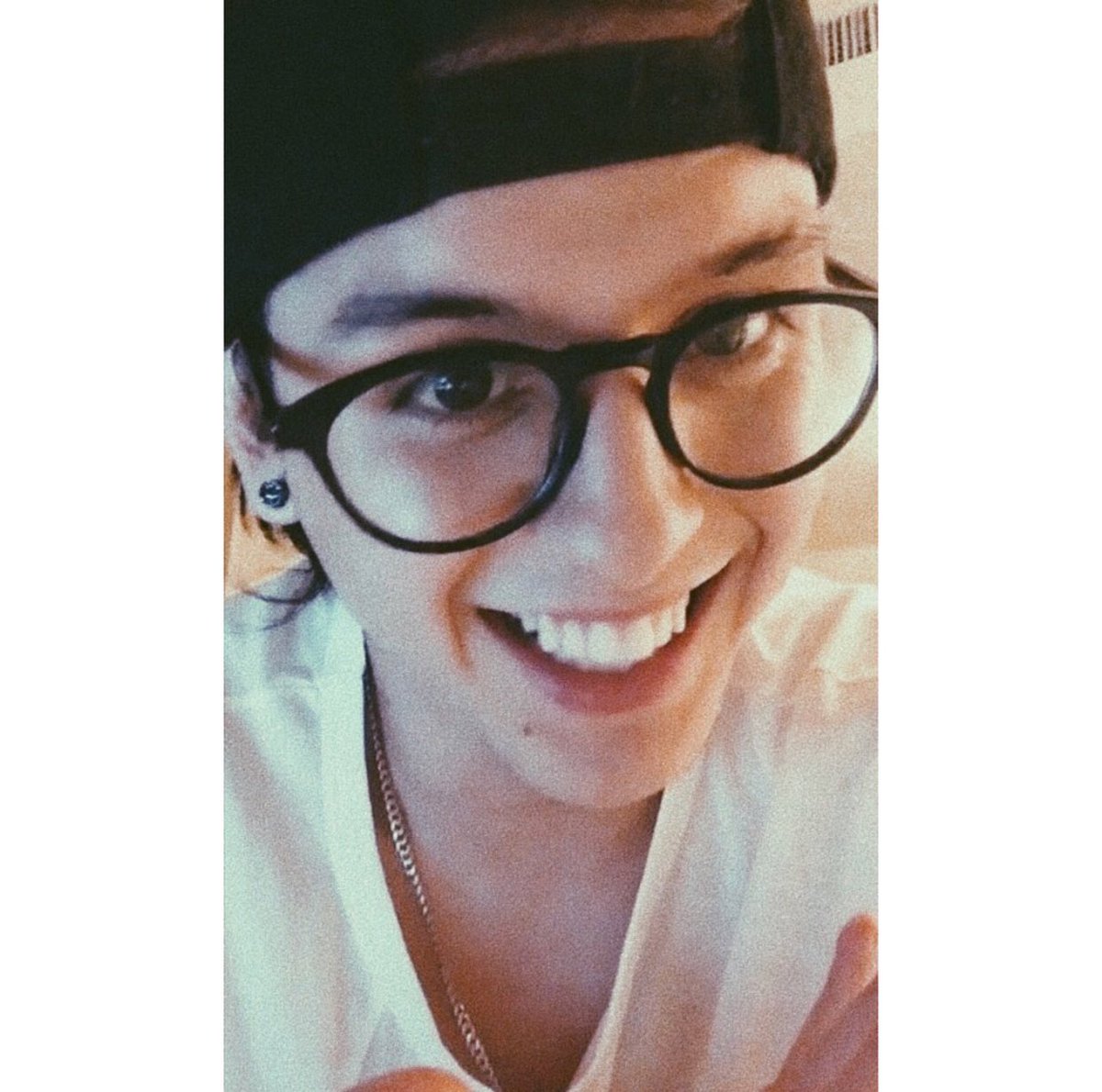 CNCO85870122's tweet photo. Nunca pense que por darle play a un video terminaria amandote de semejante manera #chrisparty @christophervele https://t.co/RkCY2MIWGF