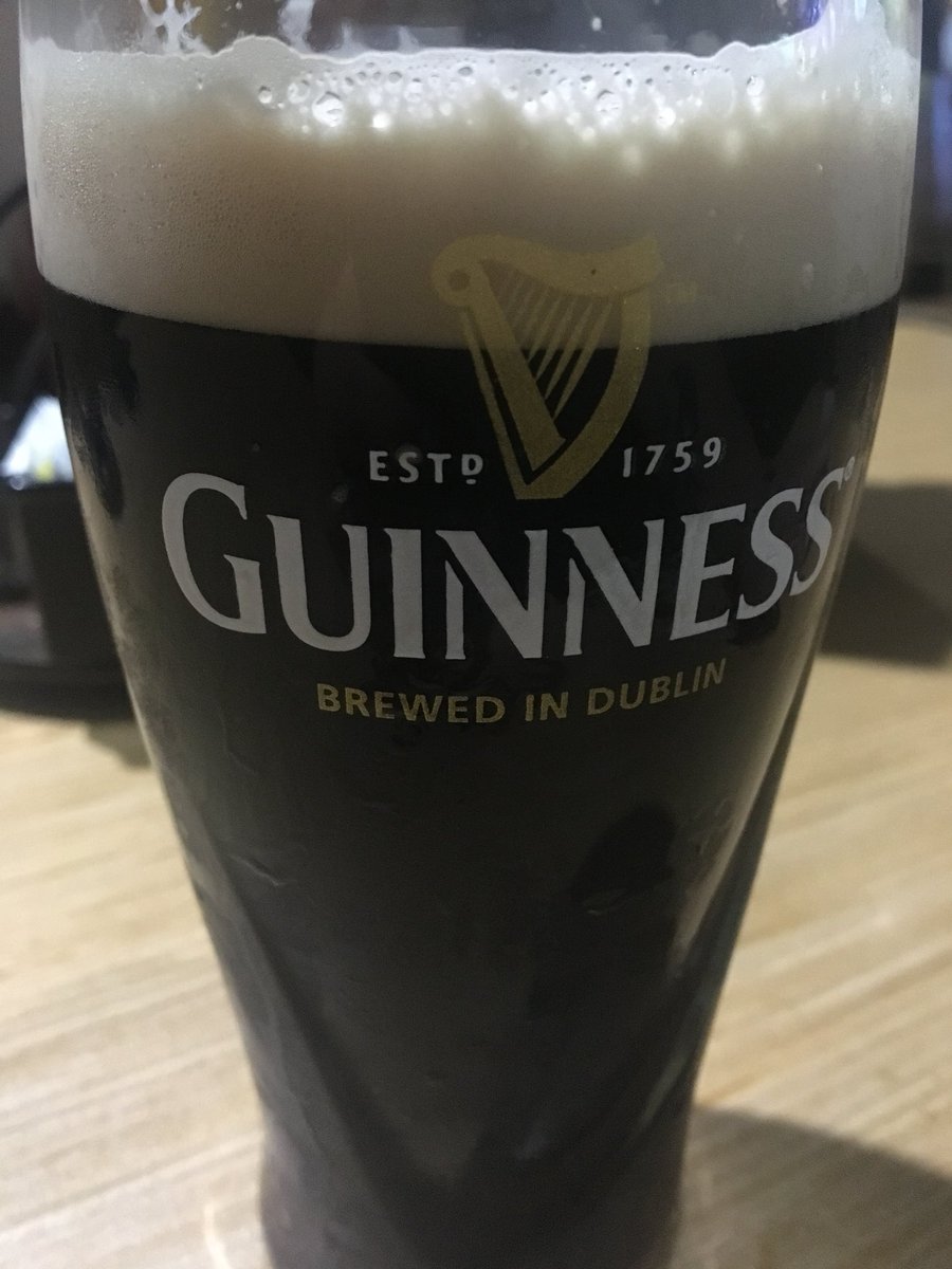 ColdComics's tweet image. Got the cold one just missing some comics #beer #comicsandcoldones