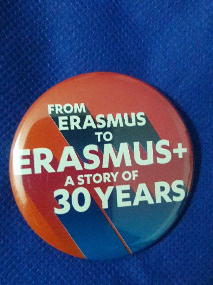 I am an Erasmus Mundus Scholar. The mobility programme allowed me, 7 years ago, the opportunity to understand the European Union and Europe. I learnt the power of startups and family business in Italy. 
#EuropeanUnion #Italy #Germany #Hungary #Slovenia #Erasmus #Mundus