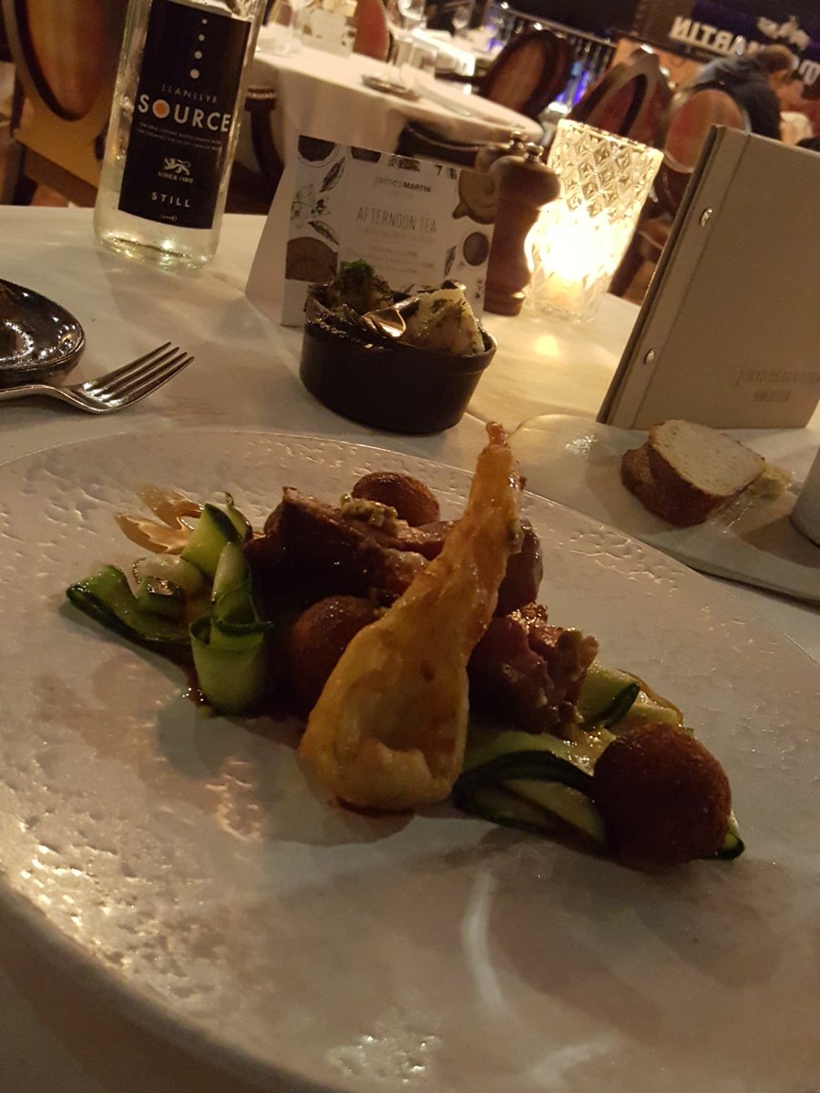 Omg amazing thank you <a href="/JamesMartinMCR/">JamesMartinMCR</a>