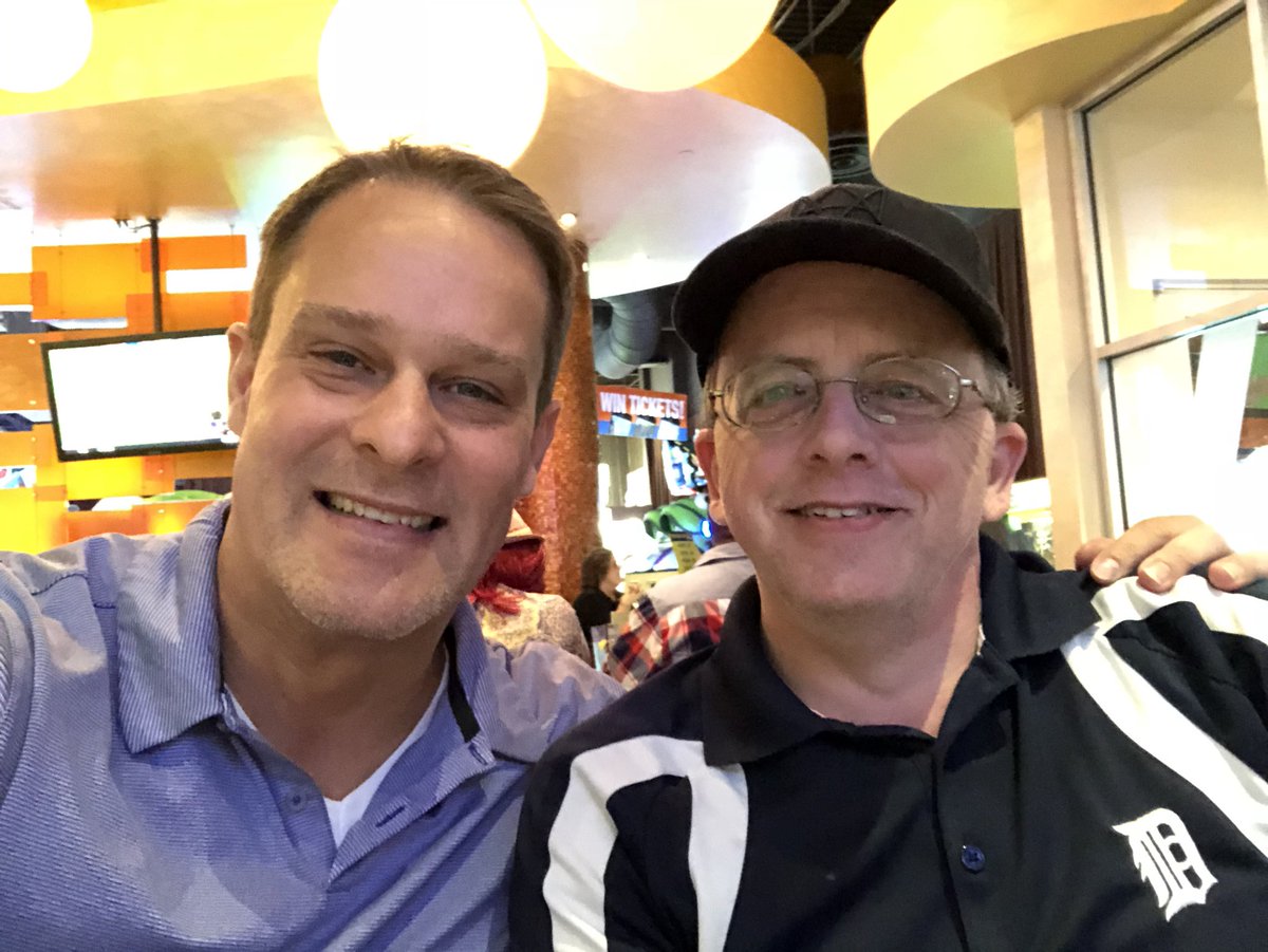 JasonBWLake's tweet photo. Met one of my long time @Twitch friends IRL for the first time ever!

Best Watch_Dogs streamer in history!  https://t.co/zp5RT8R1ty

Amazing how good of friendships you can make via the platform.  Thanks Twitch! https://t.co/yrGrJaVa0l