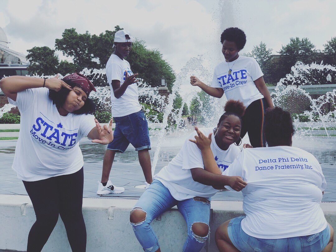 AZ_Dphi's tweet photo. Good luck on the new school year!! ๐ #ISU22 #moveincrew https://t.co/IBnB4YWQXA