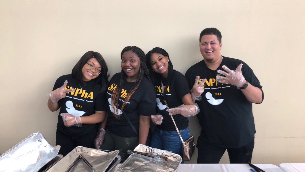 XULA_SNPhA's tweet photo. Thanks to everyone who came out to our Annual SNPhA Barbecue! We had an amazing time getting to know our fellow pharmacy students as well as some undergrads! Also, congrats to all of our game winners! ππ€ #WeDoTheMost #WeMakeItHappen #SNPhAmily #XULASNPhA #StrengthInPurpose https://t.co/nMHcjjKcy1
