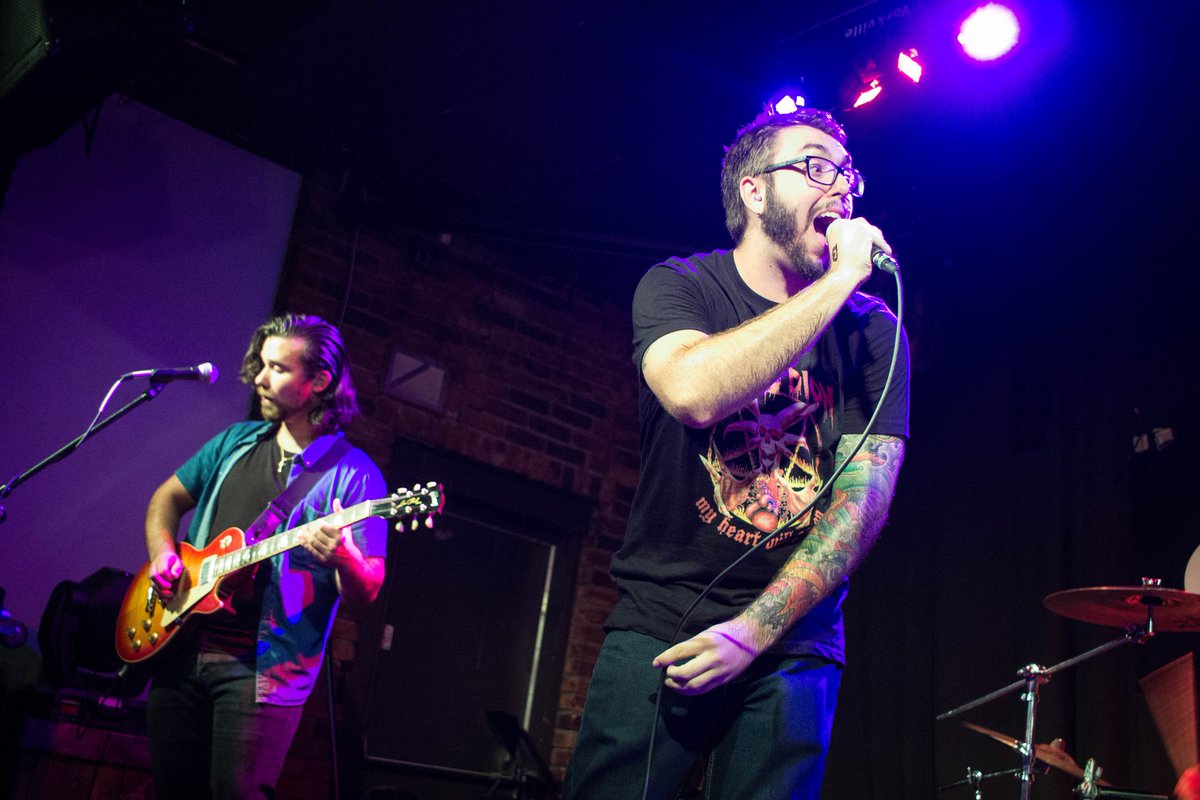 BuiltByThieves's tweet photo. We can't thank you all enough for your endless support! It was a great night celebrating the release of our first album with our special guests 30 Dollar Weekend, Sun Kings, and Burn Apollo who made the night even more spectacular. We hope you all enjoy #Dreamworld! https://t.co/eCYSL1QkFw