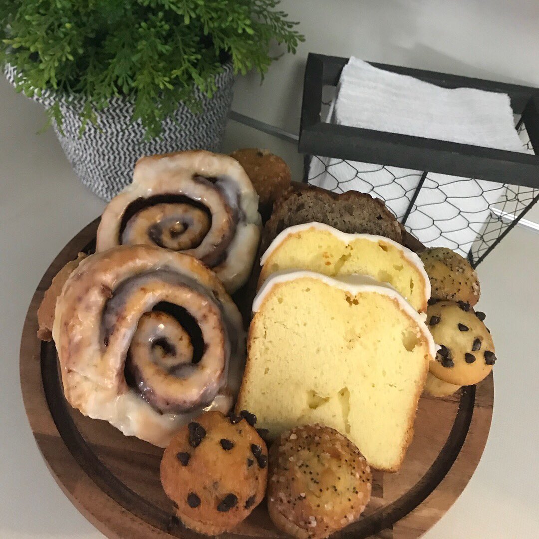 Saturday & Sunday morning filled with sweets and calories! #weekendsweets #cinnamonrolls #lemonpoundcake #bananabread #blueberryminimuffins #chocolatechipminimuffins #lemonpoppyseedminimuffins