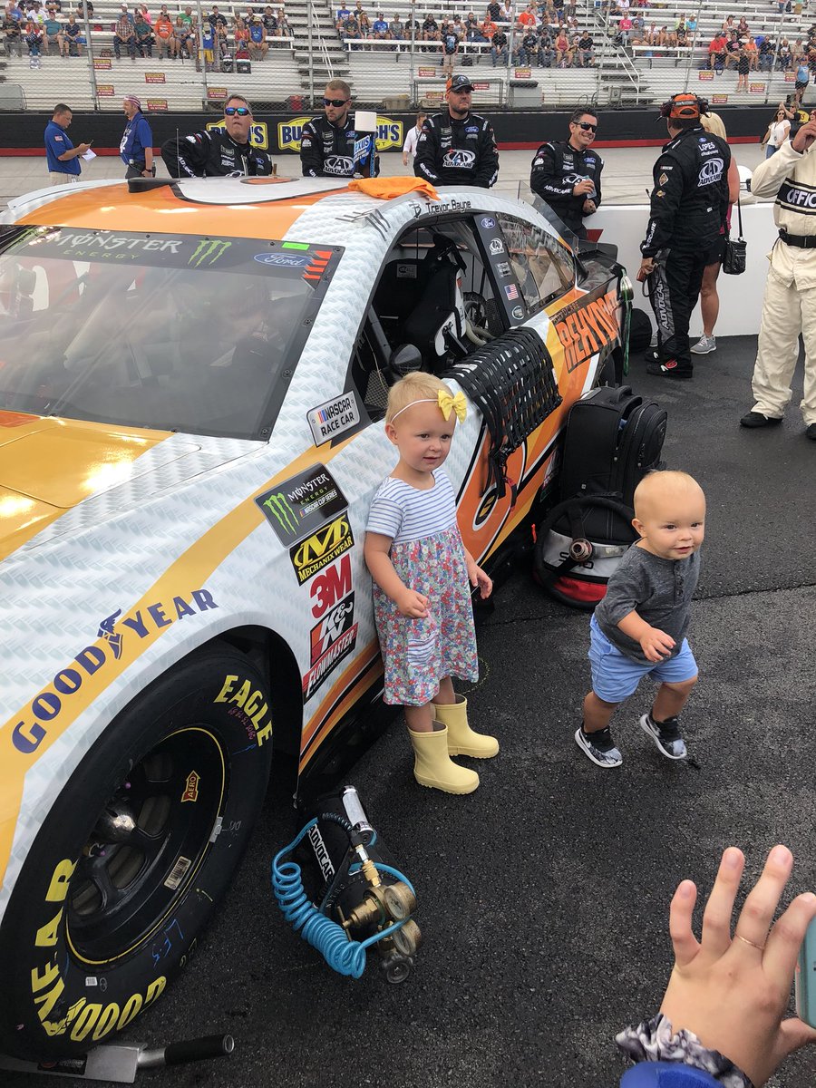 #KidsDriveNASCAR <a href="/Tbayne6/">Trevor Bayne</a>