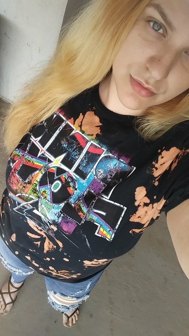 Got a couple new outfits yesterday, which whore wants to satisfy Daddy's need to be sadistic? #genderfluid<a href="/tag/genderfluid"class="tags"><span>#genderfluid</span></a><a href="/tag/slave"class="tags"><span>#slave</span></a><a href="/tag/blackmail"class="tags"><span>#blackmail</span></a><a href="/tag/findom"class="tags"><span>#findom</span></a><a href="/tag/findomme"class="tags"><span>#findomme</span></a>