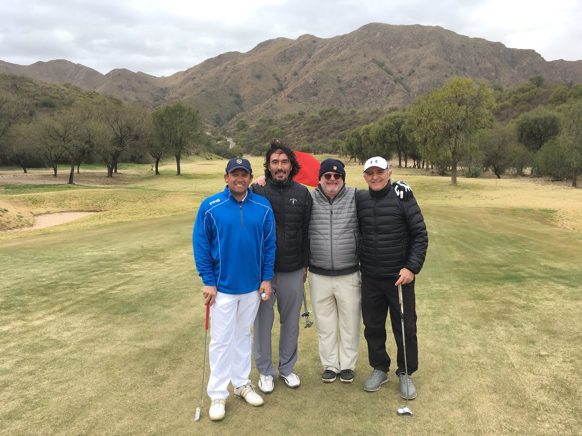 Compartimos algunas fotos de lo que fue el torneo y agrademos a Renault Tagle e Instituto Cardiovascular San Luis por el apoyo que nos brindaron!!!
