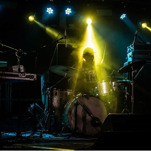 dePablette's tweet photo. Jupiter Lion, Festigàbal. Barcelona
#jupiterlion @jupiterlion #festigabal #festesdegràcia @heliogabalbcn #livemusic #livemusicbarcelona #weekendinbcn #depablette #rx100iv https://t.co/NTYx9r0OHO https://t.co/7GmqDvD8CL