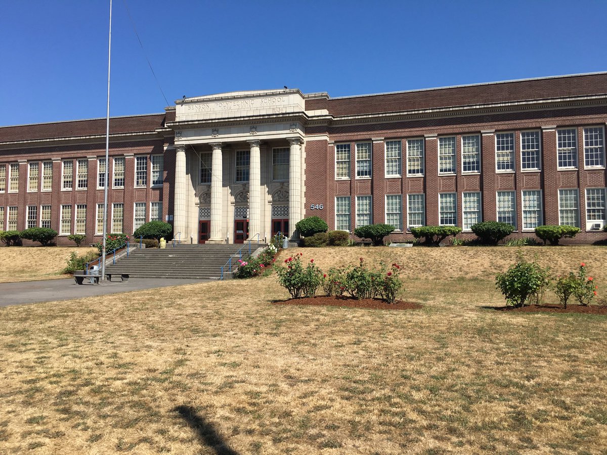 BensonTechPride's tweet photo. Benson Tech is now ready for opening day on Monday August 27th thanks in part to all the supporters for the District’s Community Care Day.  Benson Tech Staff, Alumni, Parents, Students and Imagio Dei Church all came together to support BHS. Thank you to all.  ⁦@PPSConnect⁩ https://t.co/3hj0XROSJM