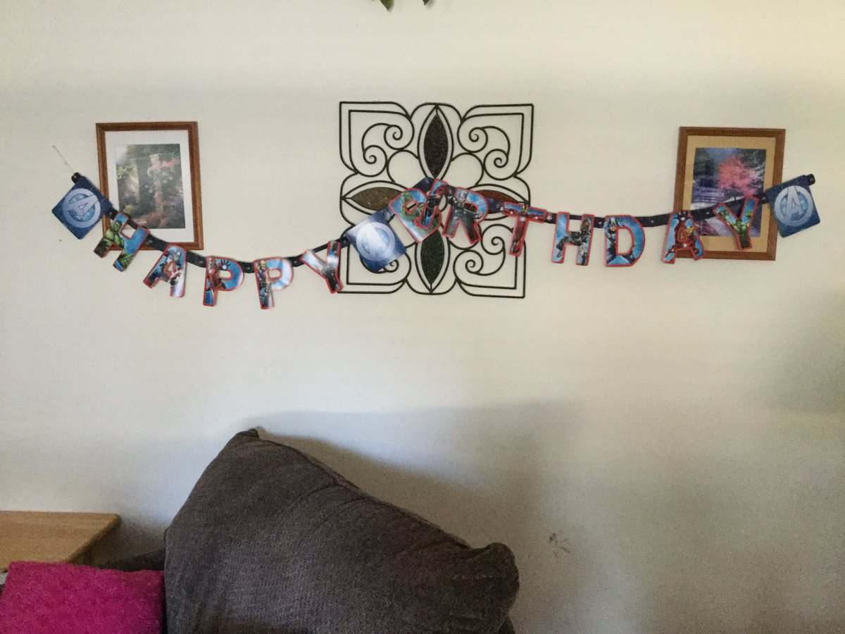 Nerd1279's tweet photo. Happy 18th birthday to me! Thank you Jemma, Grail, Dalania, and all my family for a wonderful birthday 🎂 https://t.co/EfIDmg9o2e