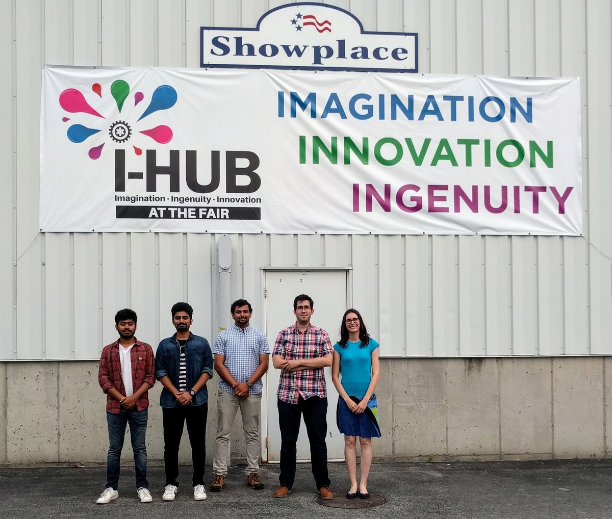 jmjornet's tweet photo. In a very different type of environment: Today, @ErieCountyFair, showing some of our Internet of Things technologies @UBengineering https://t.co/i0l1ifBAPj