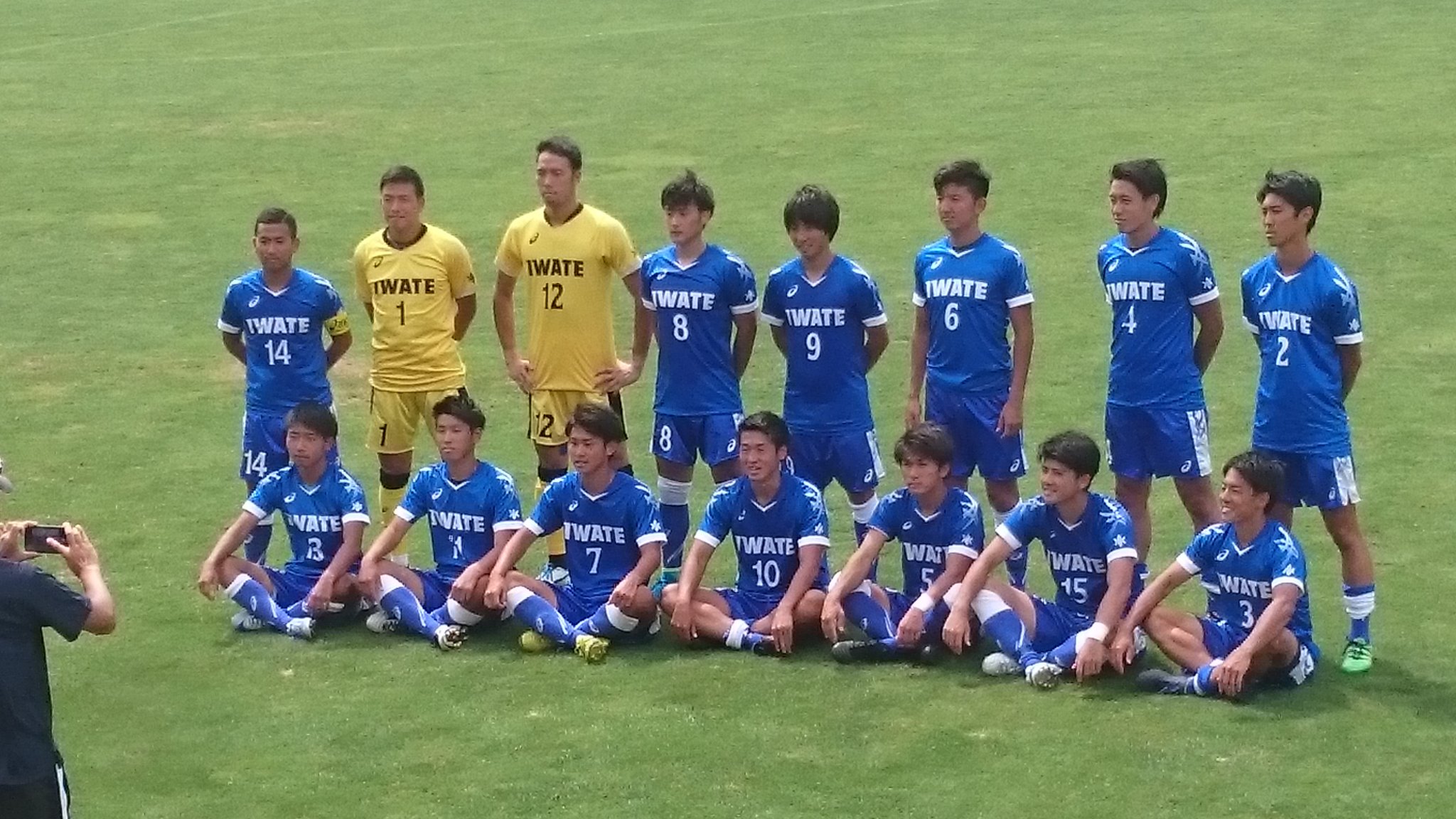 そとうみ 東北ミニ国体サッカー 成年男子 会場 めぐみのサッカー場 岩手県選抜 １ー０ 山形県選抜 1 0 0 0 岩手県選抜は全国大会出場が決定しました T Co S78l7u9win Twitter