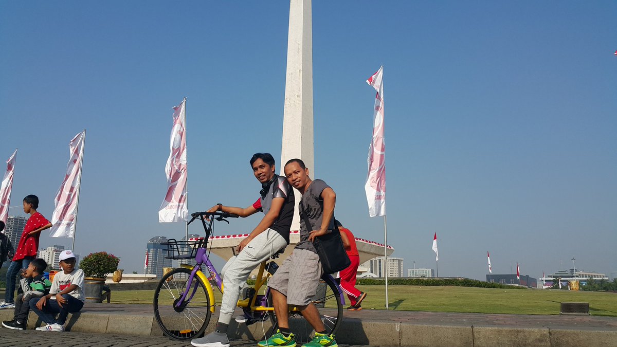 PatawariMh's tweet photo. Top Managemen #lawfirm bersama kawan kemenristekdikti, di CFD Monumen nasional https://t.co/o7E66xol4X