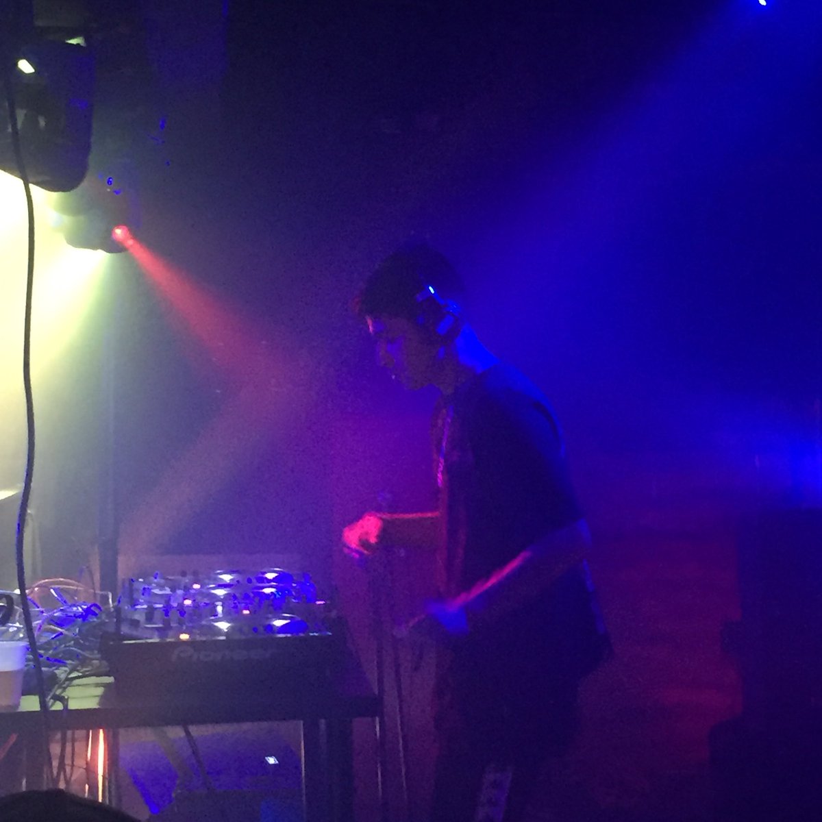 Mattu_10's tweet image. Huge shoutout to my brother from the beginning @stvffcrvst on having a fire set at his first live performance, love seeing the people around me succeed 👌🏼😈 you a real one don’t change gordo