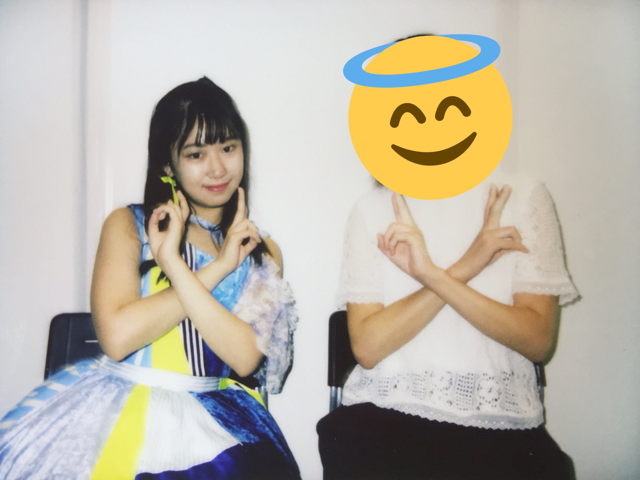 みさもと 8 19 野中美希ちゃん ポーズおまかせ ちぇる 最近私がハマってるクロスピースで 最初クロスピースなに ってテンパったチェキ芸人です T Co 3kooebb17o Twitter