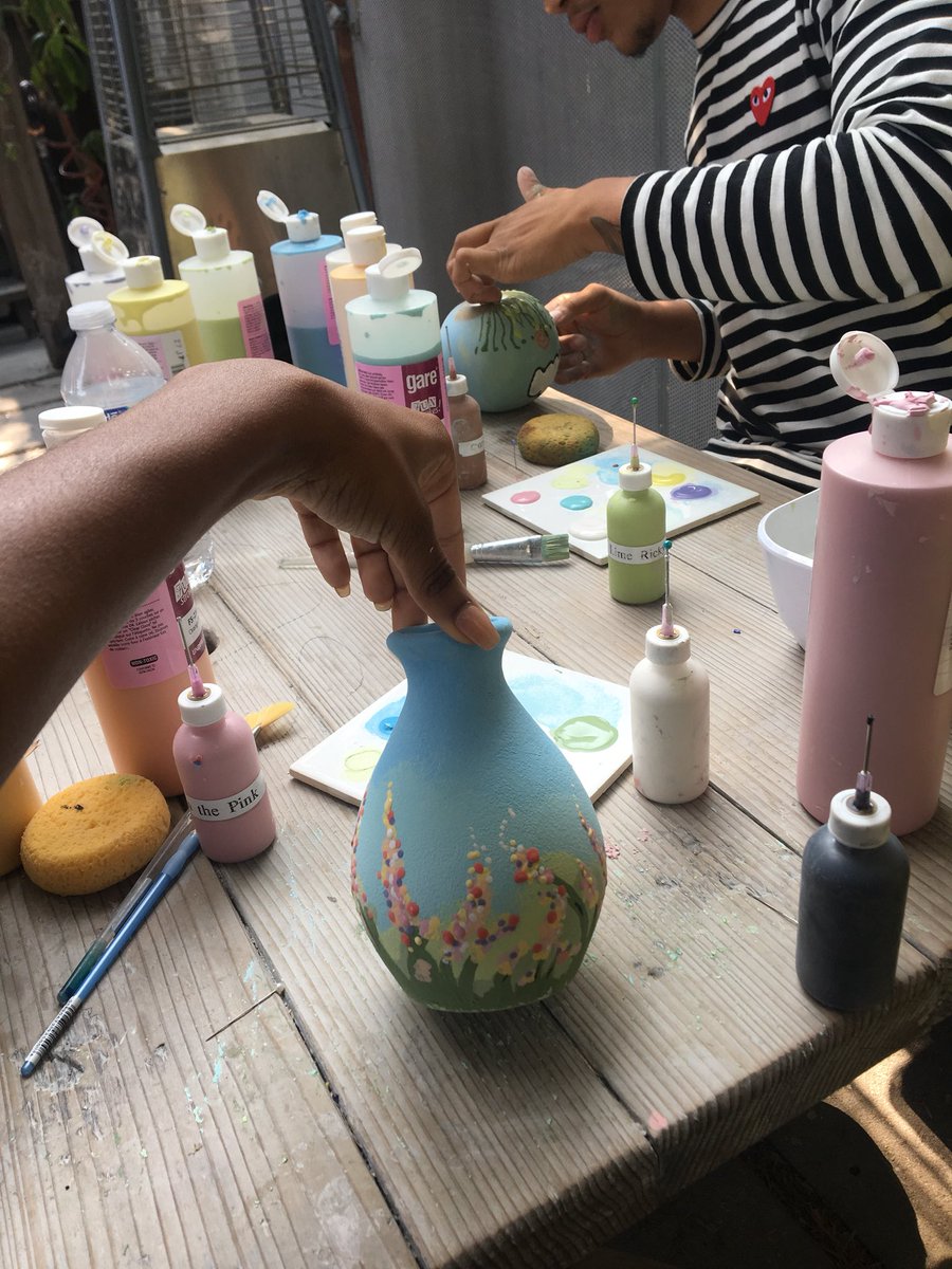 aerincreer's tweet photo. I painted this today and I’m proud so look at it. https://t.co/XI1GOr1J0d