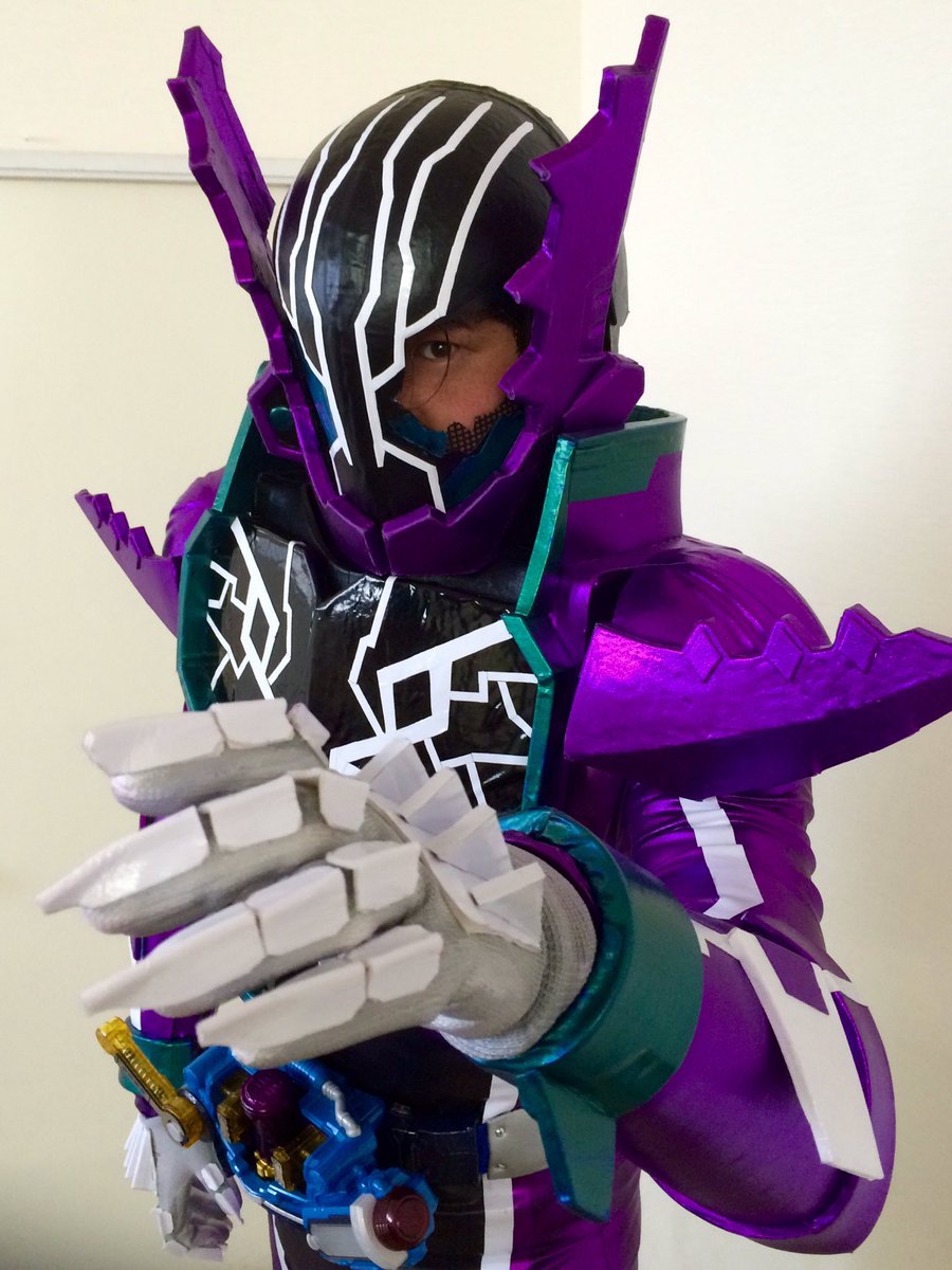 Kurik クリック 西のヒゲ در توییتر この国は俺たちが守る 今週放送分のビルド回にあった仮面ライダーローグのマスク割れを再現しました 取り外せるので通常複眼にも出来ます 最終回が待ち遠しくもあり 寂しくもあります ビルドおわるんだなぁ