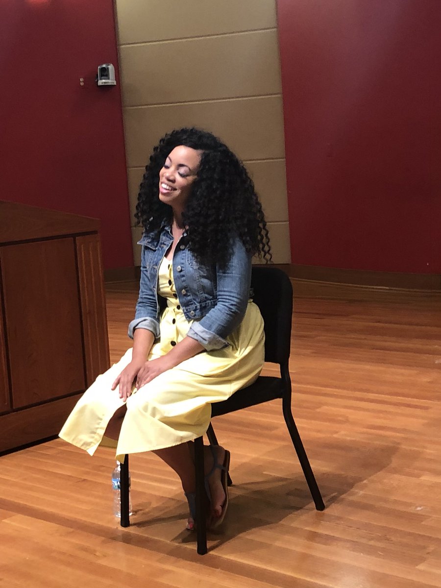WPTravis's tweet photo. I love listening to passionate authors talk about their craft. @WriteinBK is “lifting up the curtain” on issues with black and brown girls in our cities like #FindOurGirlsDC https://t.co/GiIWxlE193
