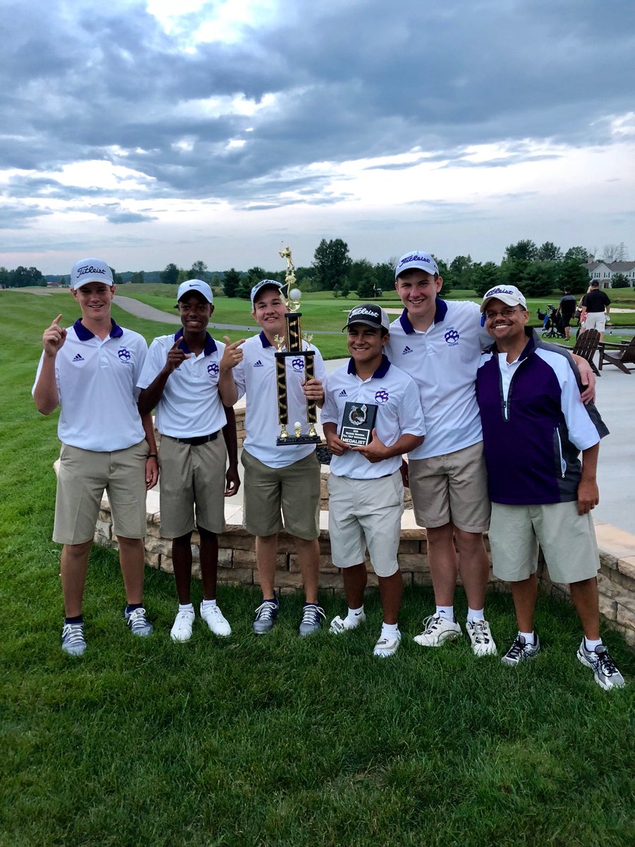 PHSCTigerGolf's tweet photo. Tigers win Watkins Memorial Invite at Cumberland firing school record 297 🔥behind medalist @Leroy1117 (-2) 70 which ties individual school record relative to par🔥

@Leroy1117 75
@Allen_071 76
@jaden0411 76
@cwoodward_ 87 https://t.co/l7nRk3MNkV