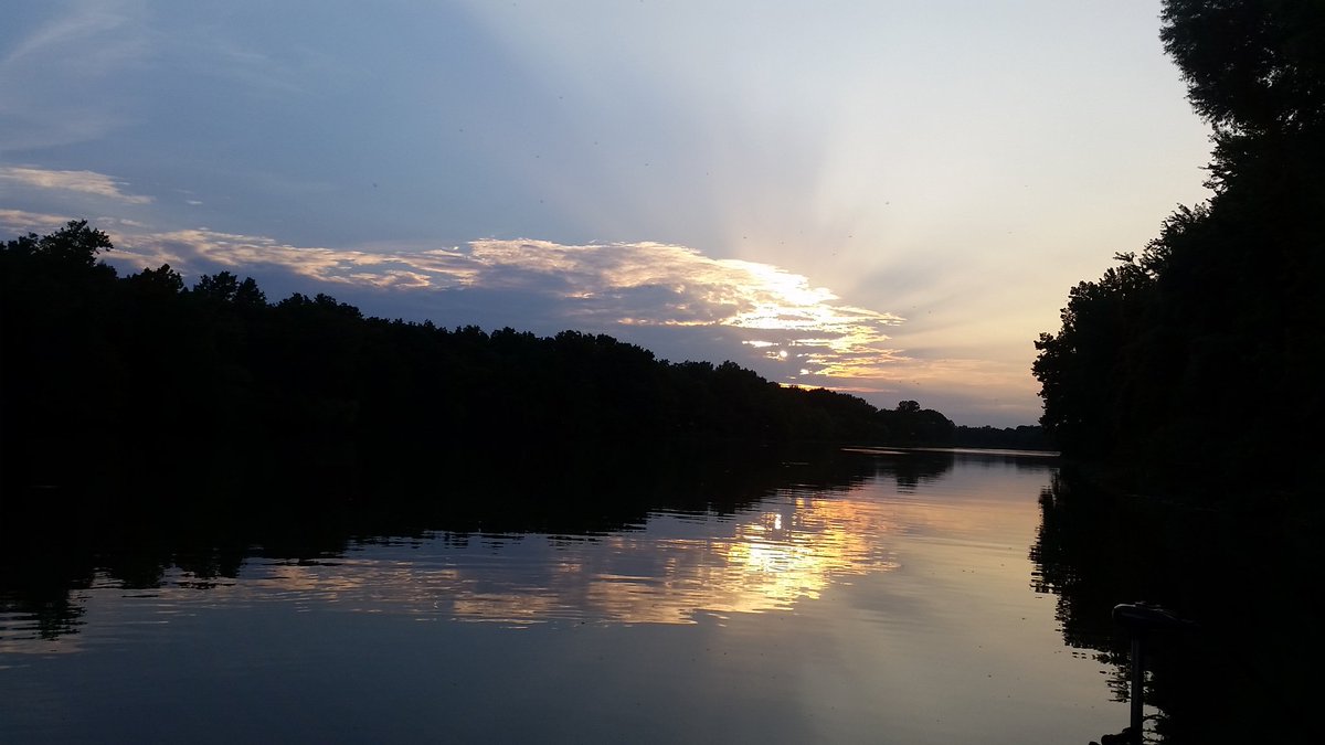 Got in a few hours this evening got lucky try some nice fish on the Frog got to enjoy the sunset to