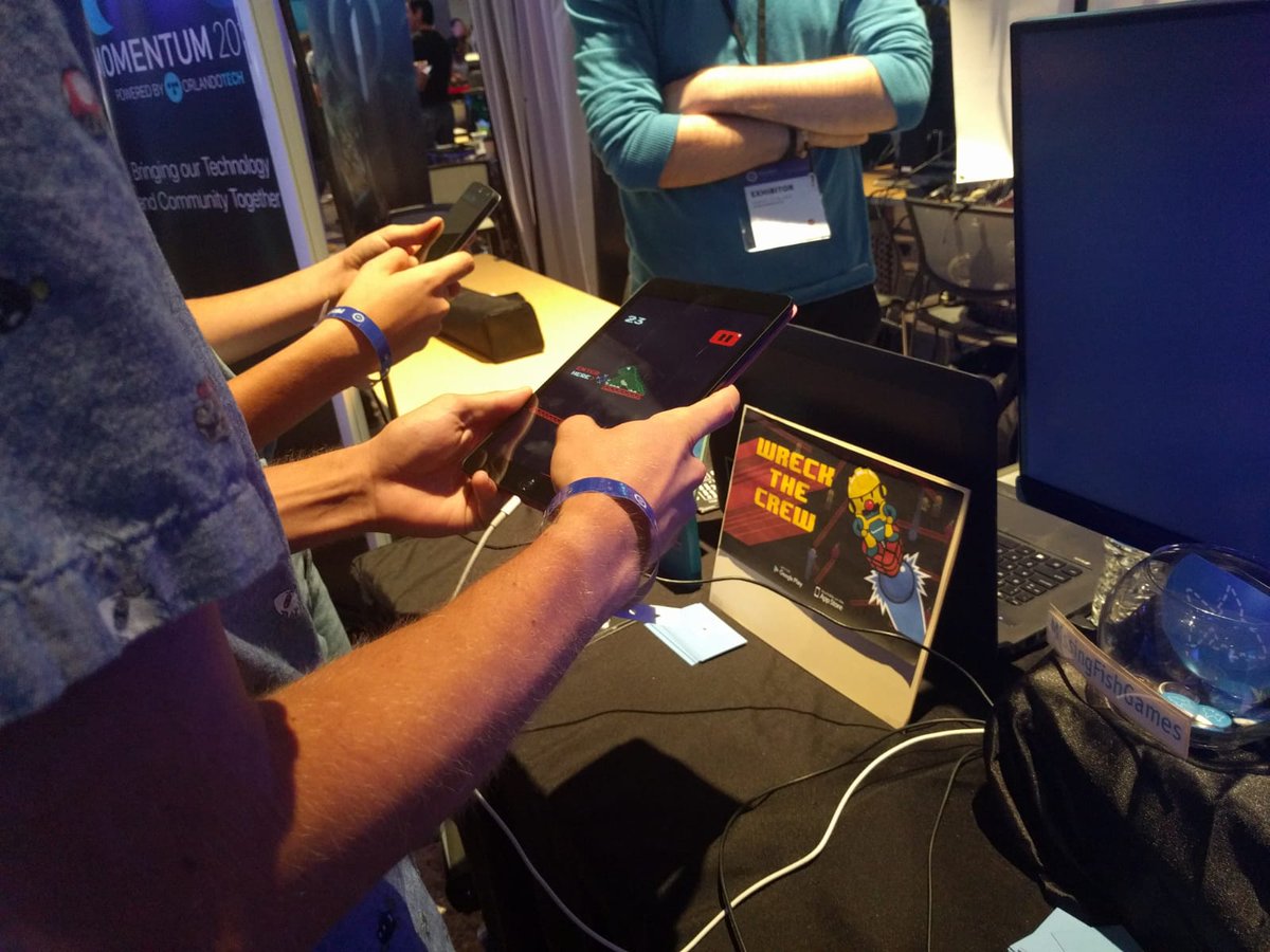 MFishGames's tweet photo. Players trying Wreck The Crew at #OrlandoiX18 It's available at Google play, and soon will be hitting App store. #indiegame #arcade #retrogame https://t.co/rxkalkfYPH