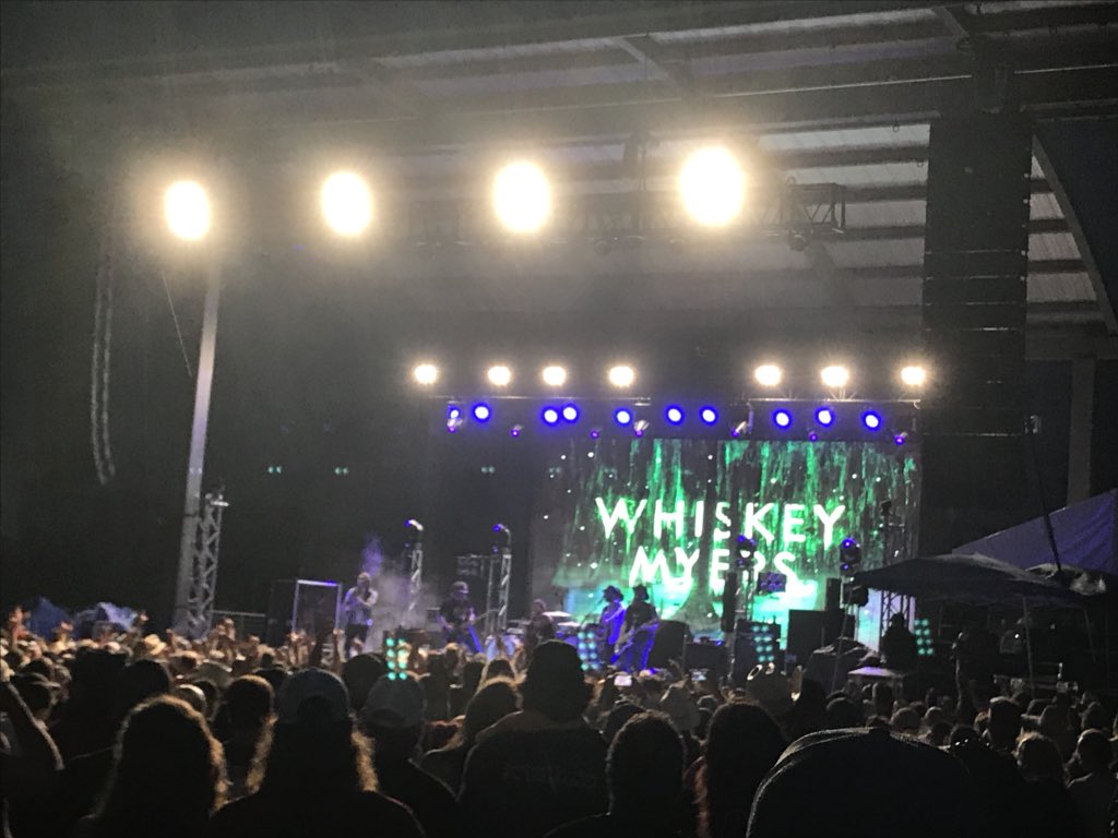 KellyRDearmore's tweet photo. The band that brings the loud and heavy together @LoudHeavyFest @whiskeymyers https://t.co/mHqIfzIiSZ