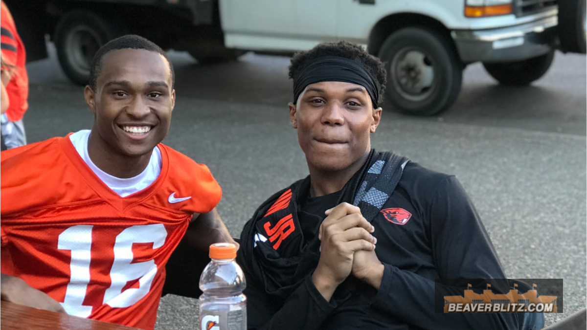 AngieMachado1's tweet photo. The #GoBeavs kicked-off week 3 of #FallCamp18 and @TheAmySchwartz focused on offense today. QB's, WR's and progress: https://t.co/cwDjbS6ups https://t.co/7zG1iMgzaL