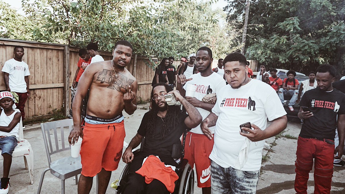 Bo13xx's tweet photo. #FreeFeez #Trenchtalk #TT2 #September30th https://t.co/YtRwCRXxt4