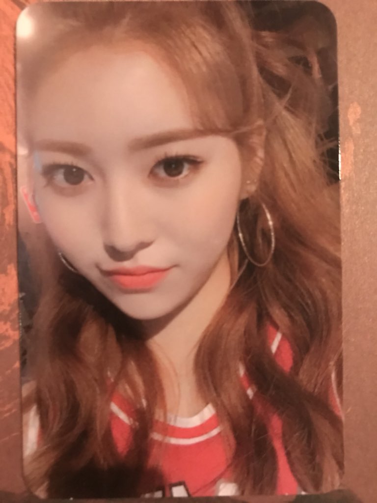 BrittneyT_Drew's tweet photo. WTT Momoland Baam
Have: Jane 
Want: Nancy or Yeonwoo
Location USA WW
#momoland #momolandtrade #kpop #kpoptrade #jane #nancy #yeonwoo #jooe #daisy #taeha #ahin #nayun #hyebin #photocard #momolandbaam #momolandphotocard https://t.co/zPNKzGpYhn
