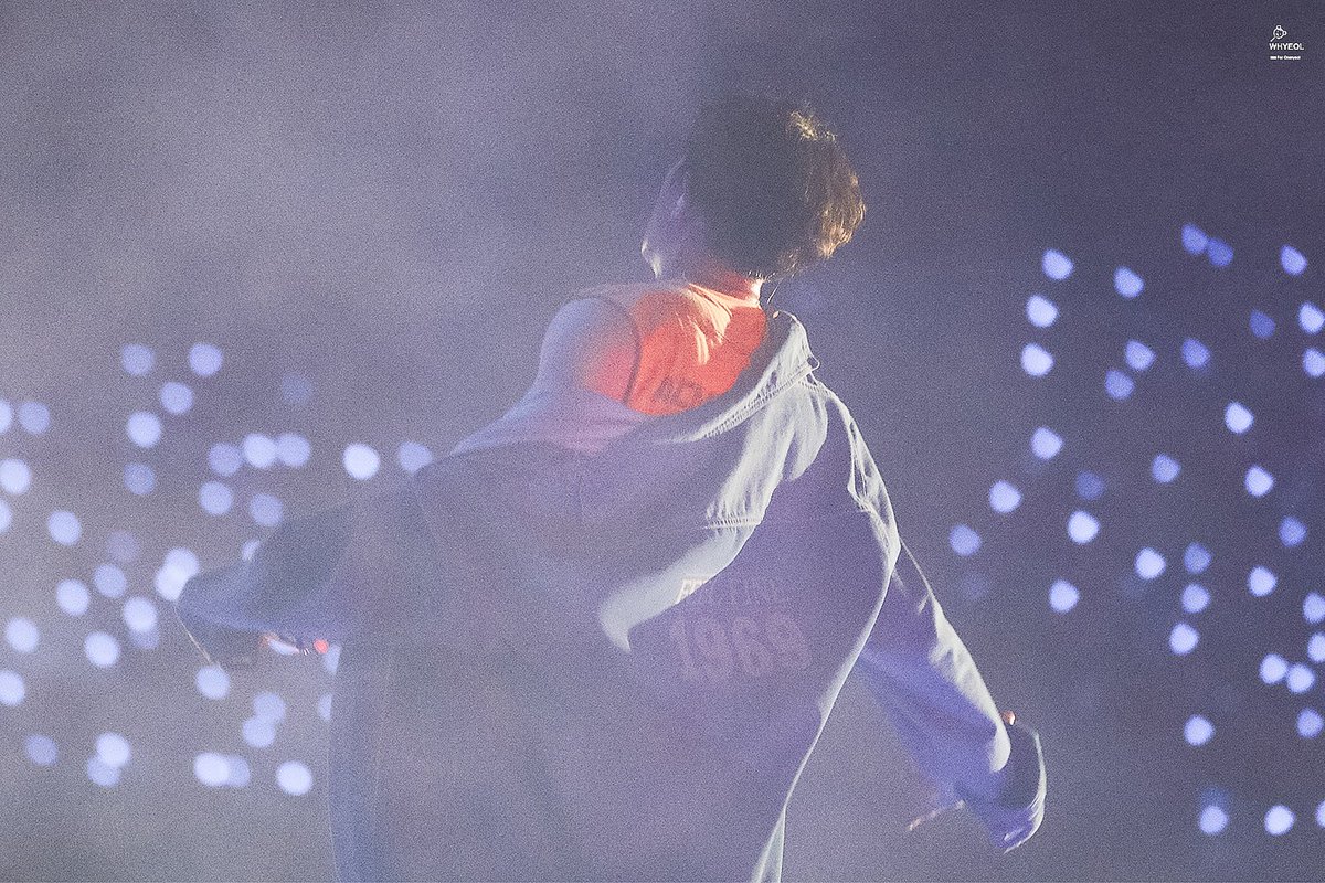 hot_pcy_pict's tweet photo. My world❤️ 

cr.Whyeol https://t.co/sTKiCJUNxr