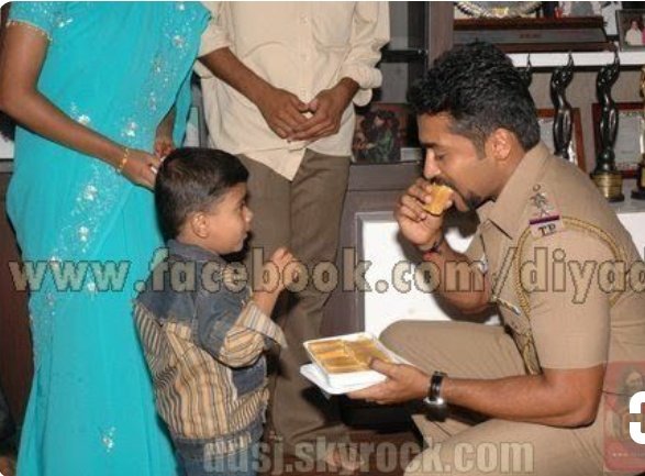 AartiS9's tweet photo. Karma has no menu. 
You get served what you deserve. 

Good morning dear @Suriya_offl sir and dear Twitter family. 

I truly appreciate the single person's  efforts, Govt efforts, our celebrity efforts, our Suriya sir's fan team efforts who come front to serve. flood area's.🙏 https://t.co/cpOzKcBevk