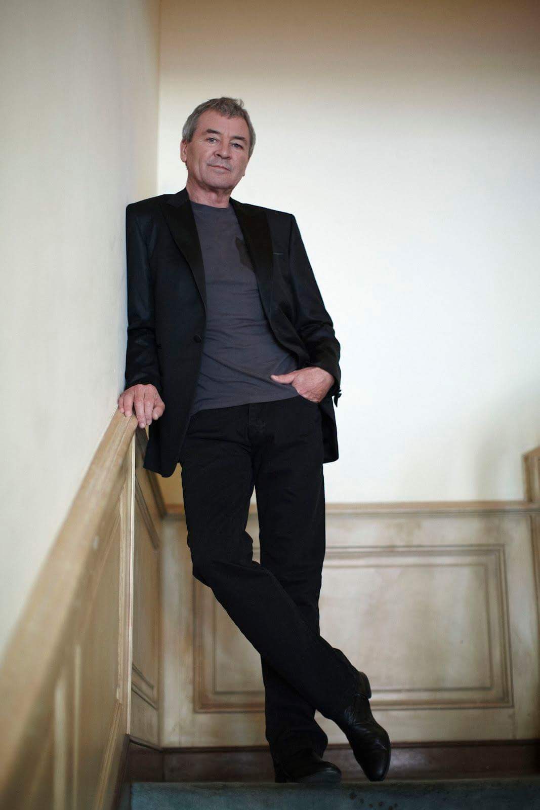 Ian Gillan (Deep Purple Birth 1945.8.19 Happy Birthday
 