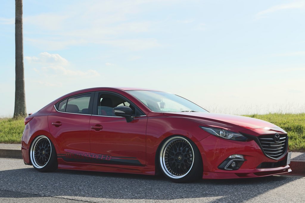 アクセラセダン