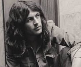 Wishing s very Happy Birthday 73 today, to Ian Gillan of Deep Purple  