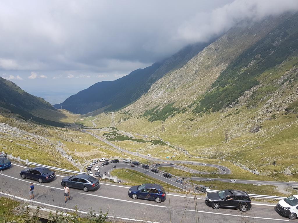 CastelRaid36's tweet image. Les étapes favorites d'Abdelkader 🏆 
- le lac de Sorapis 🇮🇹
- les chutes de Kravice 🇧🇦
- les cascades de Pericnik 🇸🇮
- la routes des Carpates 🇹🇩