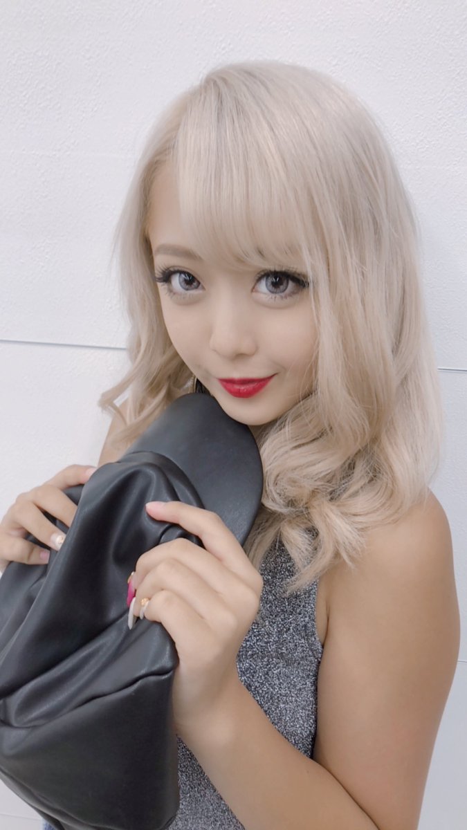 みりちゃむ 大木美里亜 今日18 30 第三弾のダイジェストやるよおおおお まだ見れてない人も いつも見てくれてる人ももっかい復習しよーー T Co Lo3koluvgt アベマビデオで地元デート編の未公開シーンはもう見た どうだったー 笑