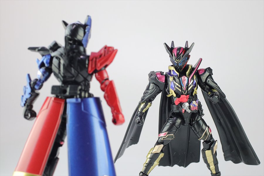 tomoshoo1's tweet photo. ついに一般販売も最終弾となりました。。。
《ブログ更新》「【創動】仮面ライダービルド BUILD12 レビュー!!」#創動 #BUILD12 #仮面ライダービルド
https://t.co/tPsSCWODNR https://t.co/bhJxjBfREv